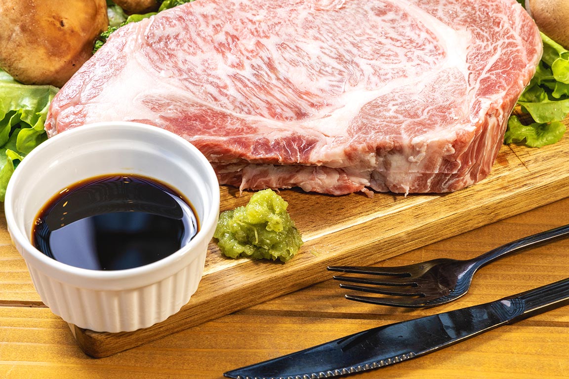 豪華房州伊勢海老付きTHE BONDS特製BBQ